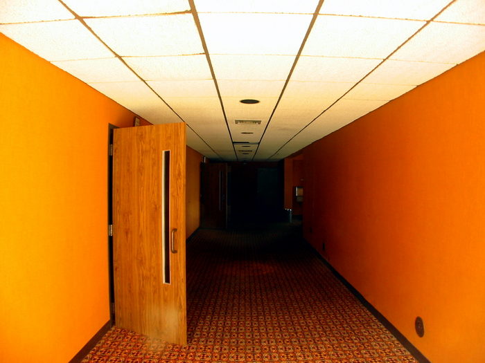 Traverse Bay Cinema - October 2002 Photo (newer photo)